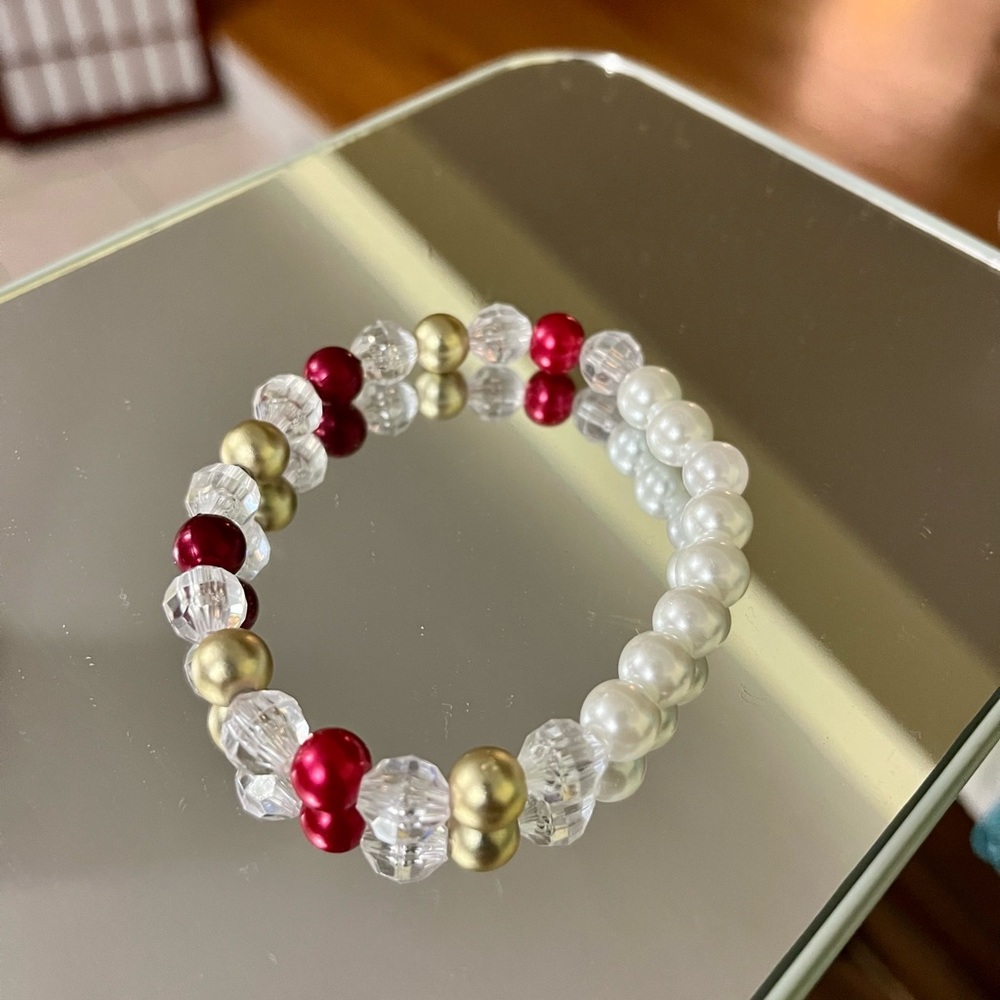 Vintage Faux Pearls & Beads Festive Bracelet